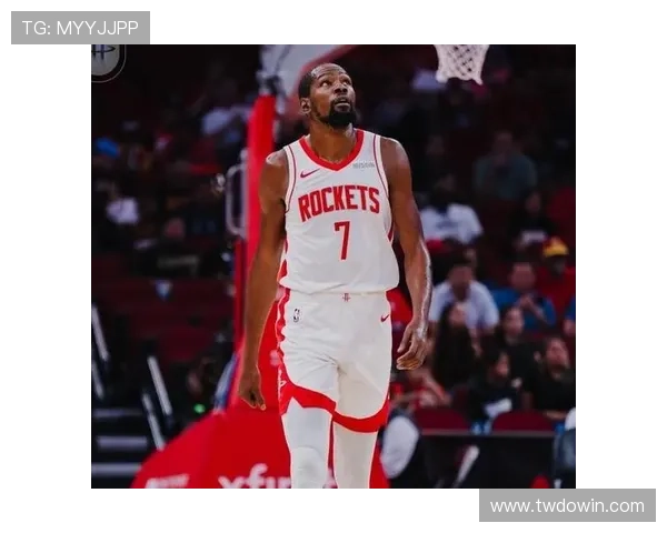 杜兰特回忆昔日火箭主场季后赛紧张时刻身穿火箭球衣感受不真实