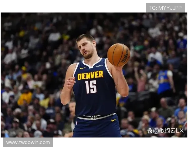 约基奇八场比赛场均33分12篮板11助攻投篮命中率高达71三分命中率56令人震惊